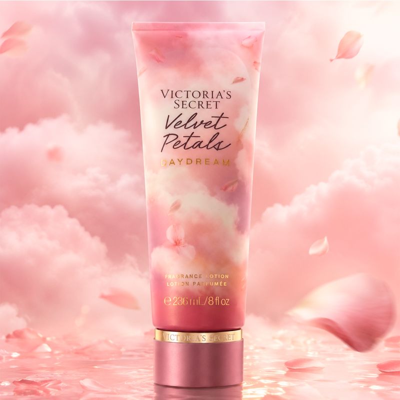 Body Lotion 236ml - Victoria's Secret Velvet Petals Daydream